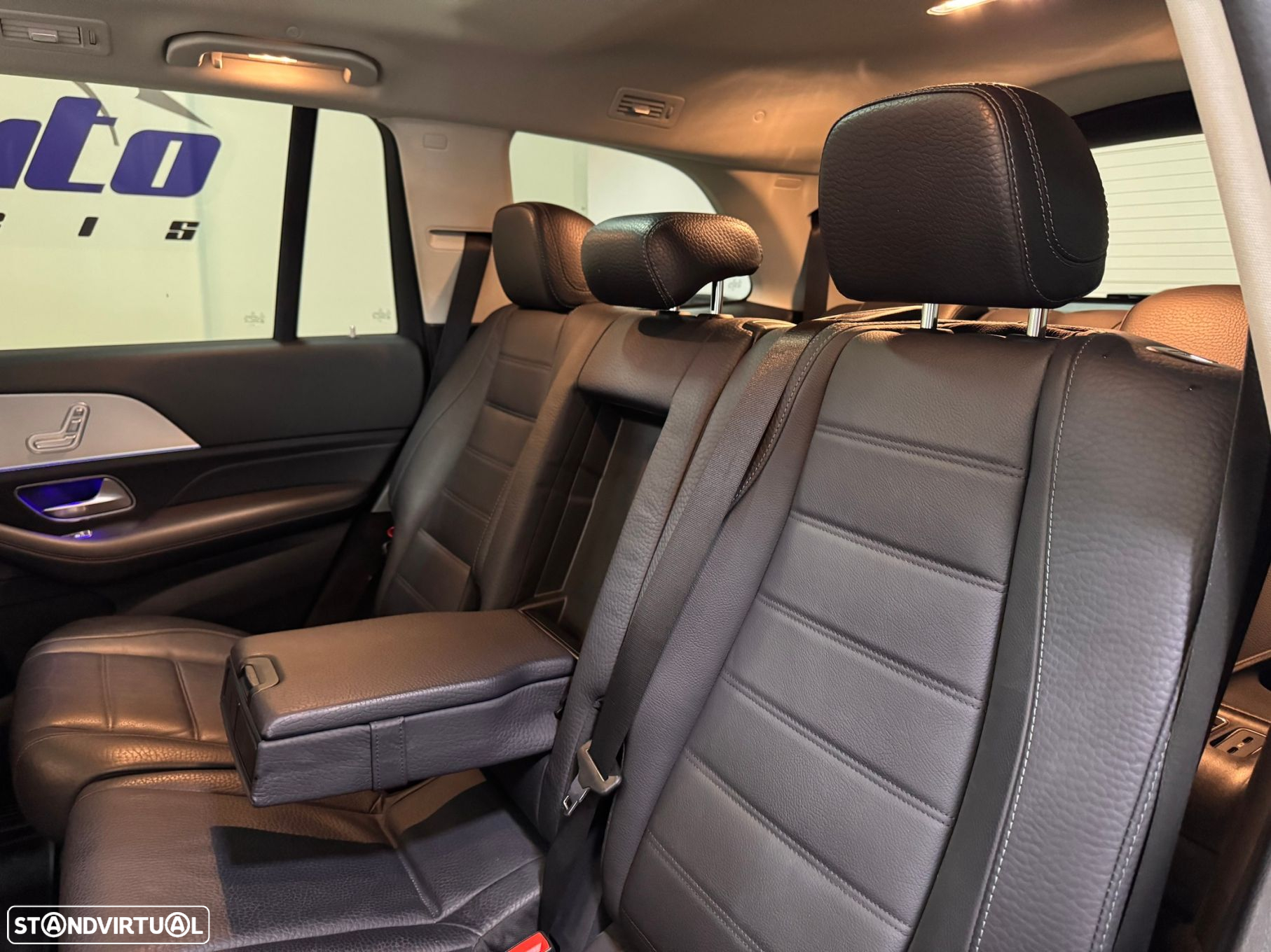 Mercedes-Benz GLS 350 d 4Matic - 50