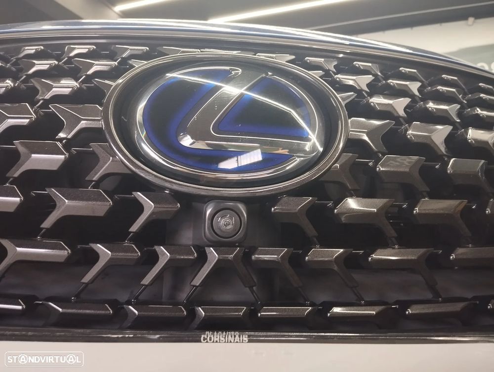Lexus UX Luxury+TAE+JLL18 — fotografia 8