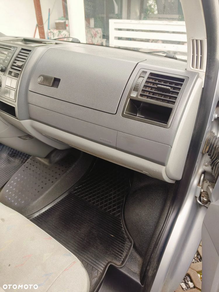 Volkswagen T5 - 19