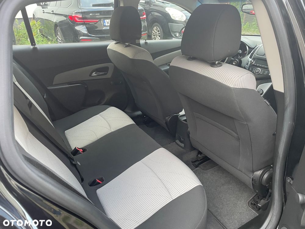 Chevrolet Cruze 1.7 D LT+ - 23