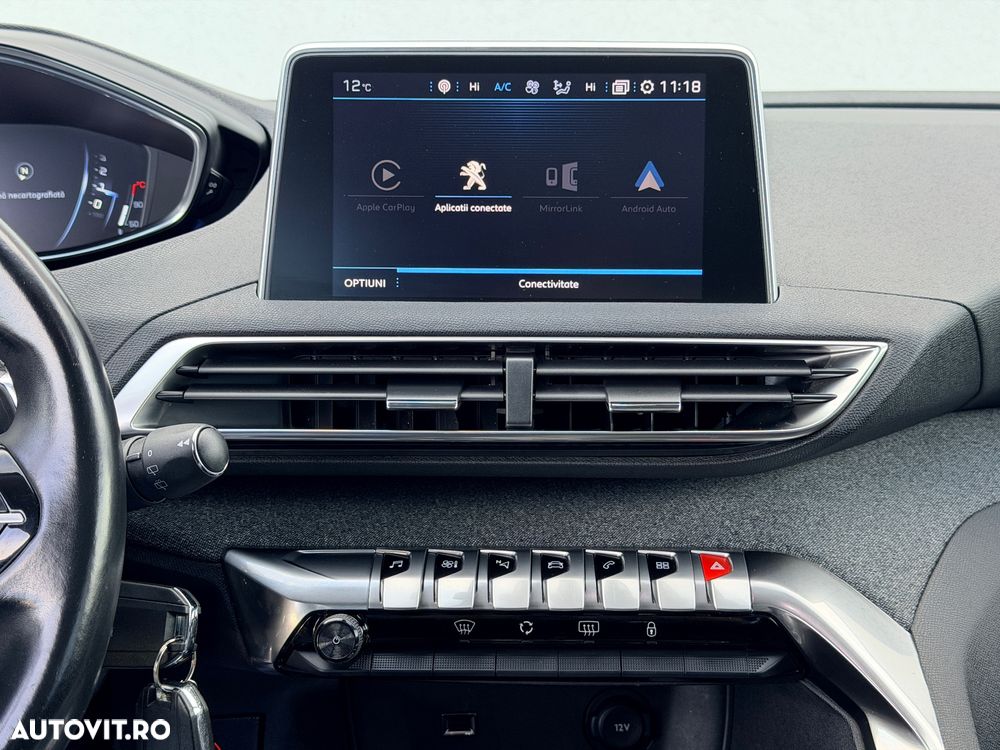 Peugeot 5008 PureTech 130 EAT6 Allure - 28