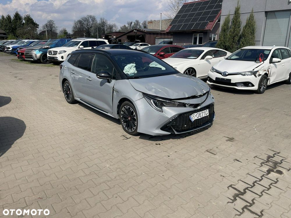 Toyota Corolla 2.0 Hybrid GR Sport - 3