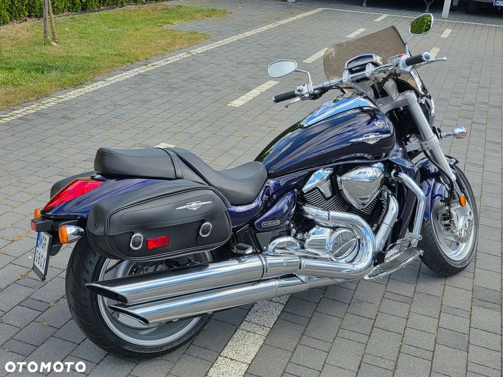 Suzuki Intruder - 1
