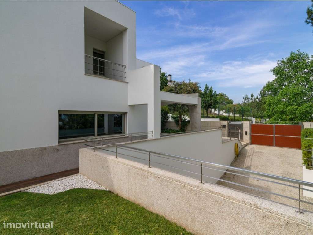 Moradia V3 com jardim e piscina na Trofa - Grande imagem: 4/39