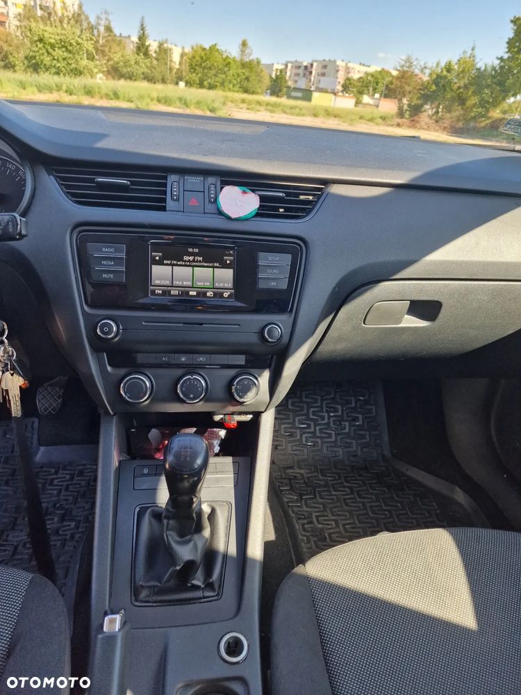 Skoda Octavia 1.6 TDI Active - 9