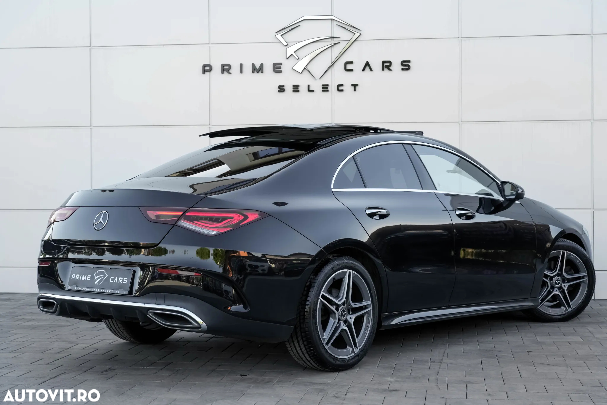 Mercedes-Benz CLA 180 7G-DCT AMG Line - 2