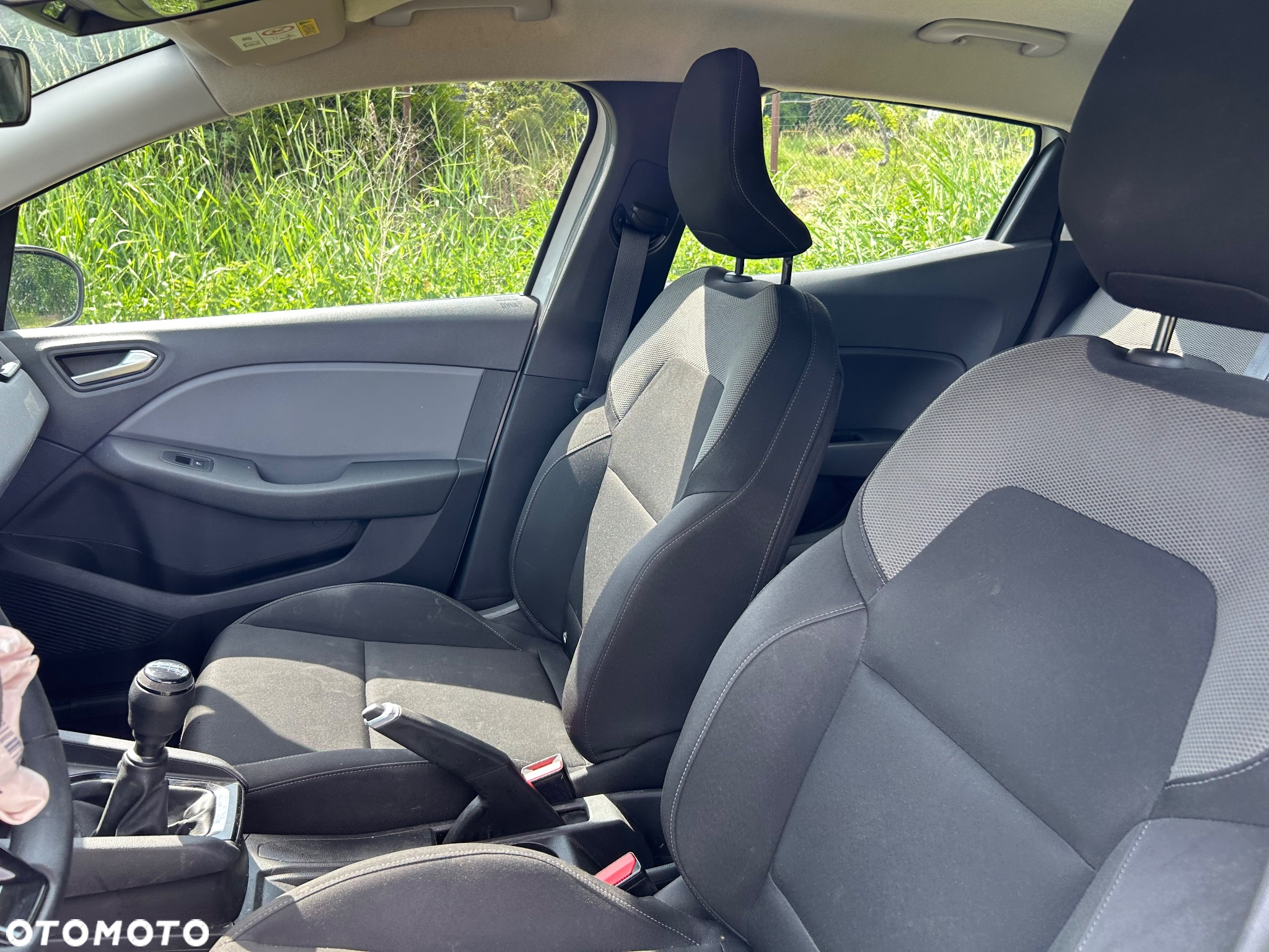 Renault Clio - 10