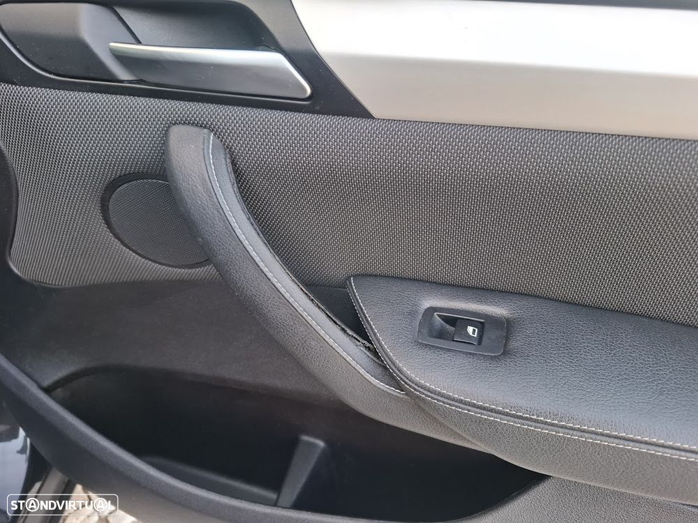 BMW X3 18 d sDrive Auto - 44