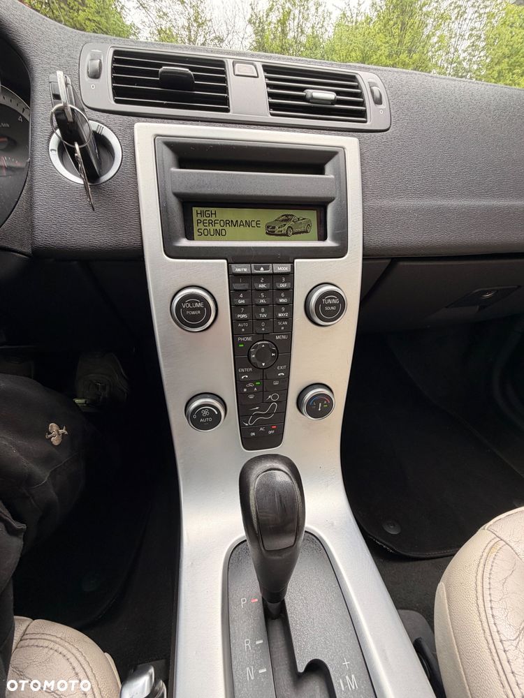 Volvo C70 2.0D Powershift Momentum - 16