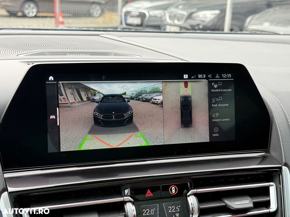 BMW Seria 8 - 22