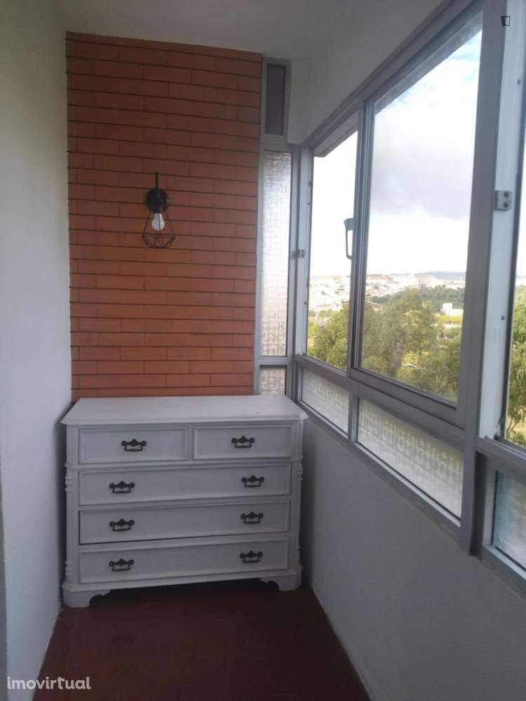Quarto - localizado em Baixa de Santa Clara Coimbra - Grande imagem: 5/12