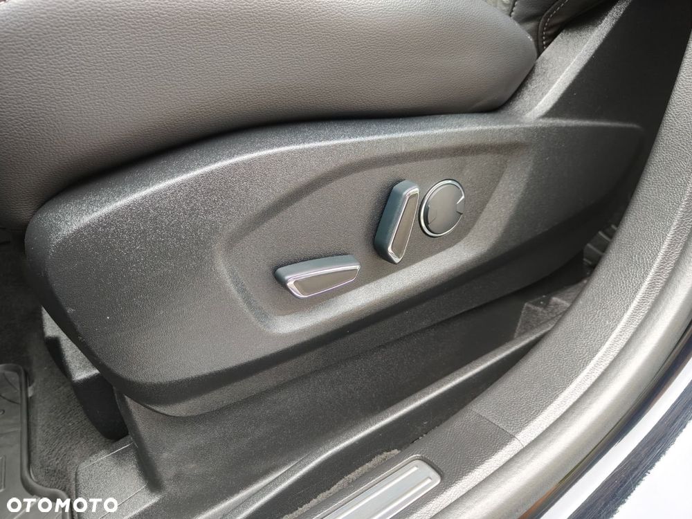 Ford S-Max 2.0 TDCi Bi-Turbo Titanium PowerShift - 16