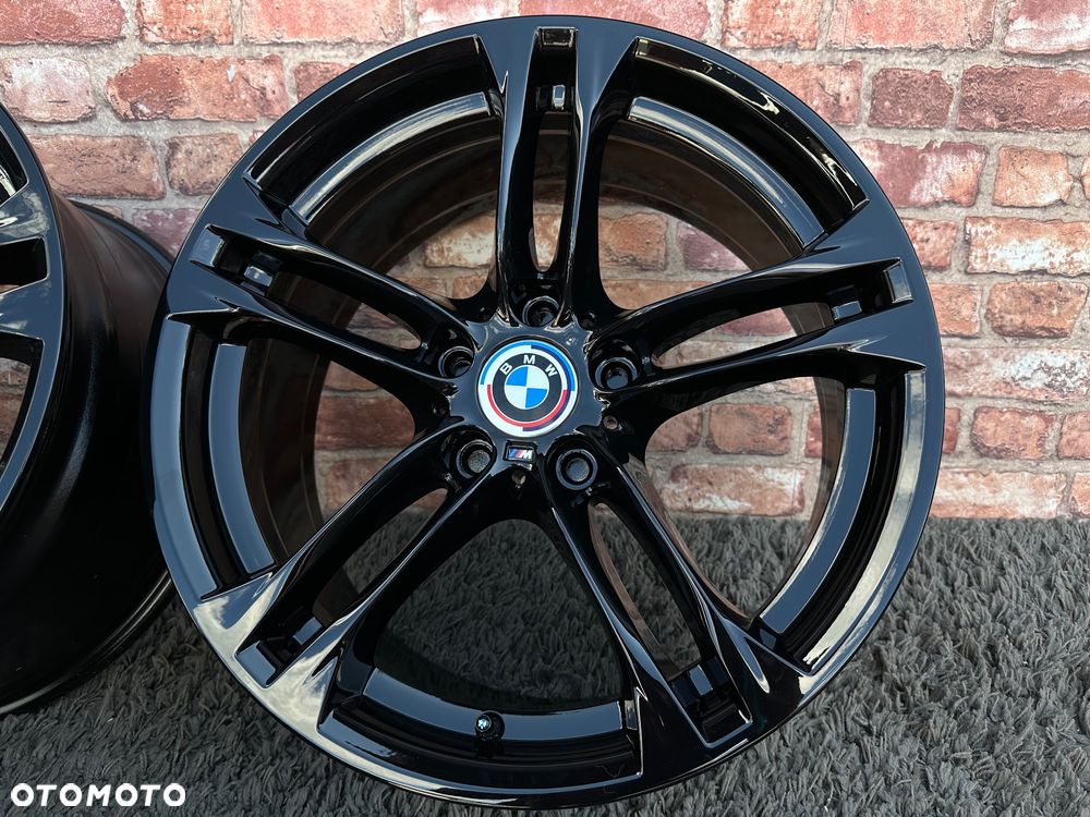 Oryginalne czarne felgi 18 BMW 5x120 M pakiet styling 613 F10 Z3 Z4 E46 X1 X3 E83 E90 F30 F32 F34 GT F01 F12 F20 E87 E60 xDrive 8j ET30 9j ET44 Performance - 12