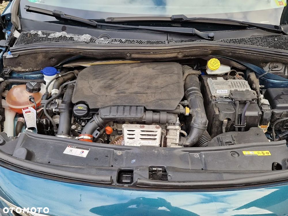 Peugeot 2008 PureTech 130 GPF Stop&Start Allure - 37