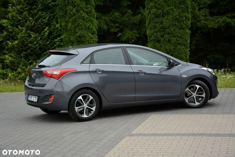 Hyundai i30 1.6 GDI BlueDrive Comfort - 12