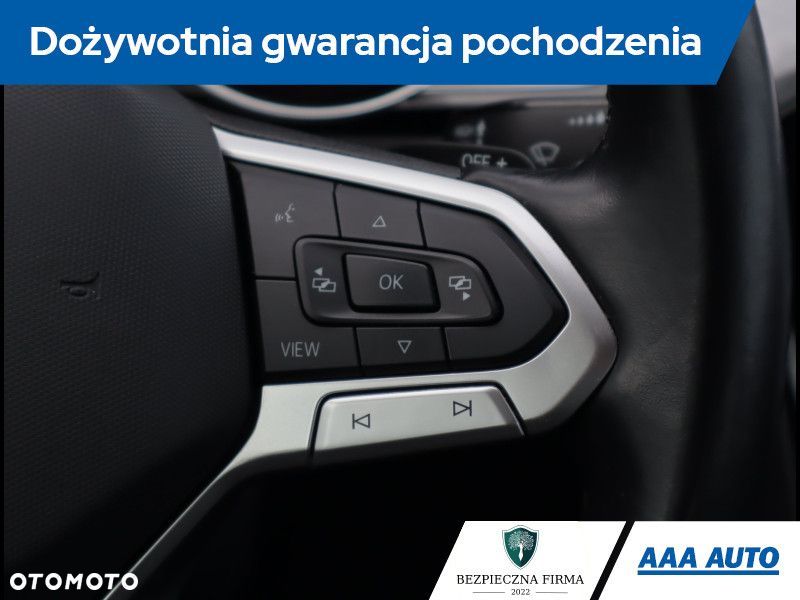 Volkswagen Passat - 21