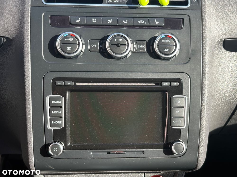 Volkswagen Touran 1.4 TGI BlueMotion DSG Cup - 12