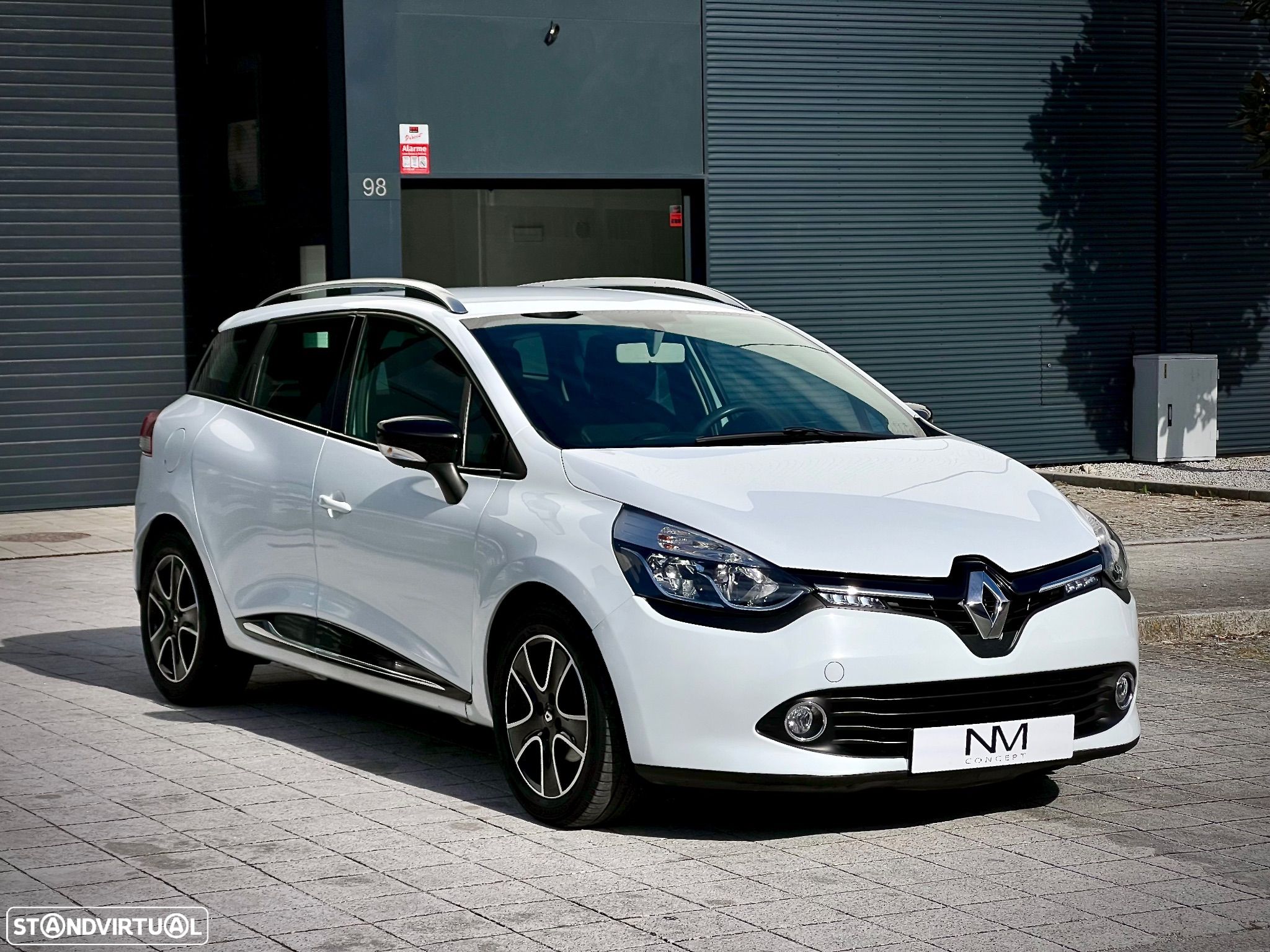 Renault Clio Sport Tourer 0.9 TCE Luxe - 1