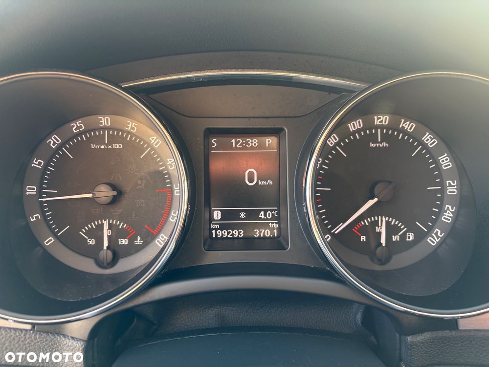 Skoda Superb 2.0 TDI Green tec DSG Elegance - 13