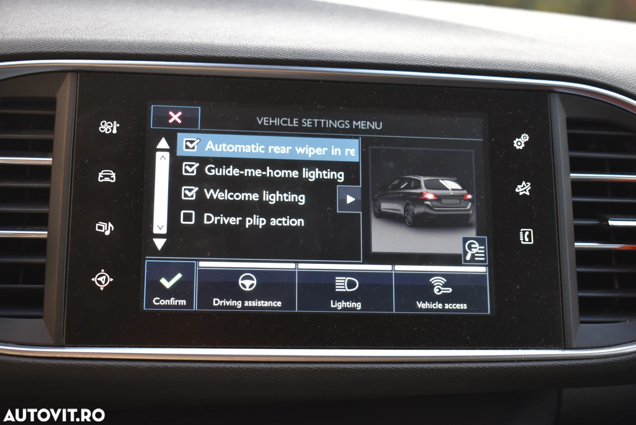 Peugeot 308 SW BlueHDi 120 Stop & Start Business-Line - 13