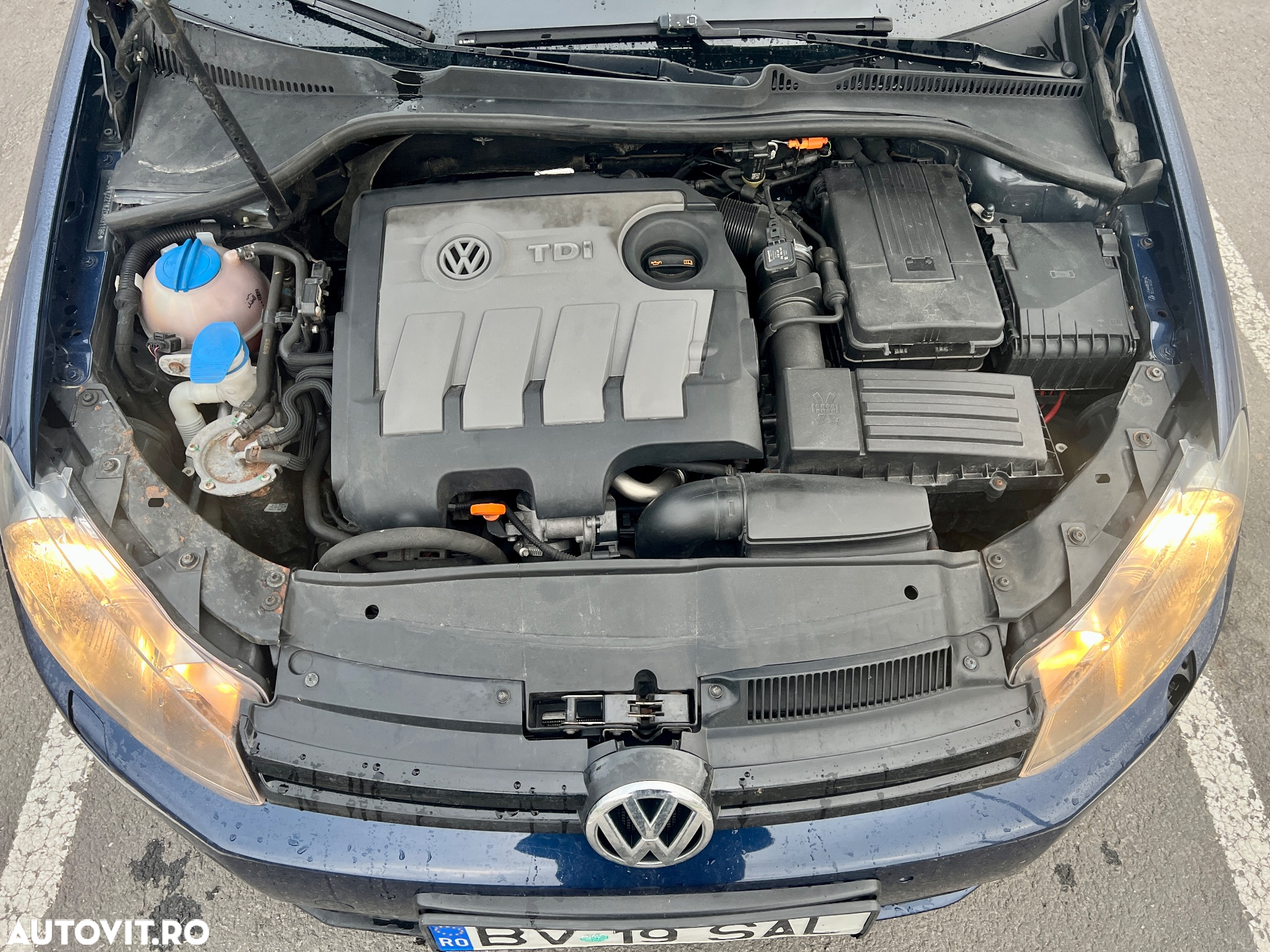 Volkswagen Golf 1.6 TDI BlueMotion Technology DPF Comfortline - 2