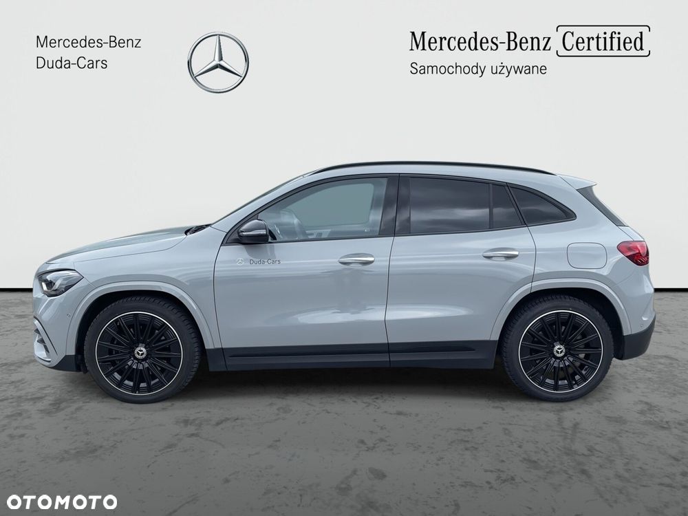 Mercedes-Benz GLA - 9