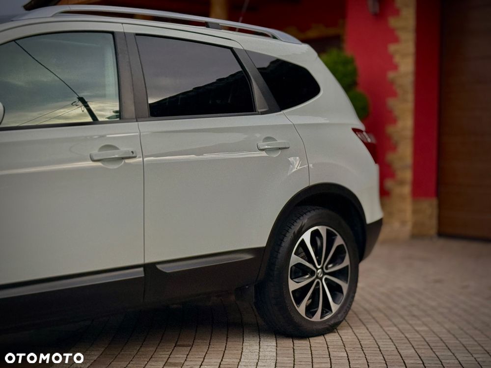 Nissan Qashqai+2 2.0 Visia - 8