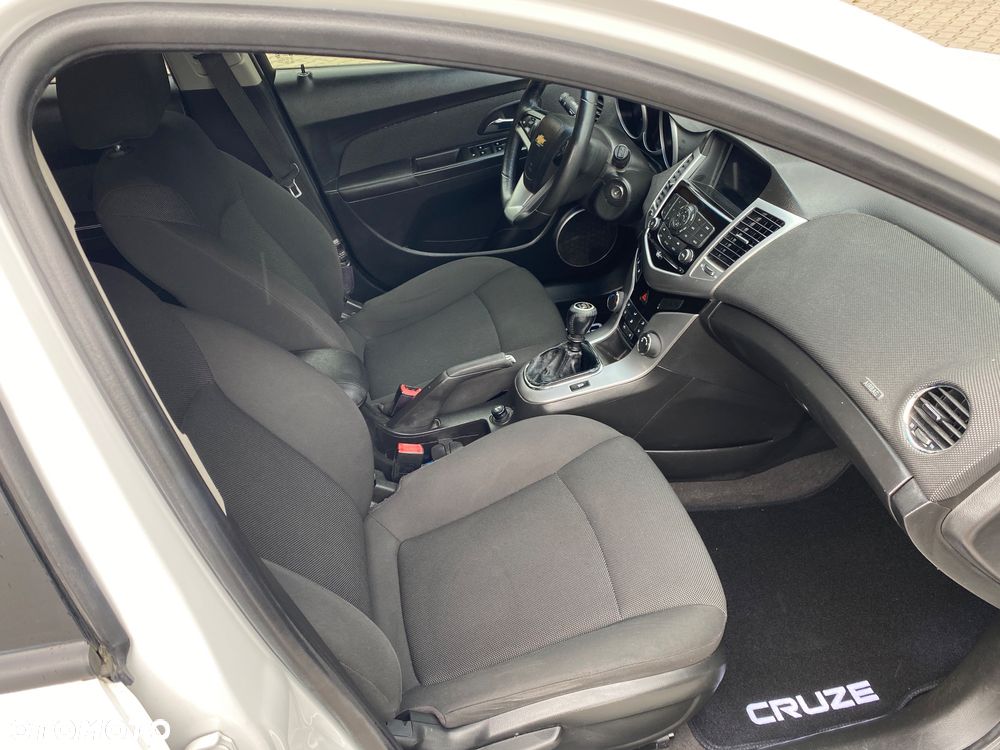 Chevrolet Cruze 2.0 D LT+ - 19