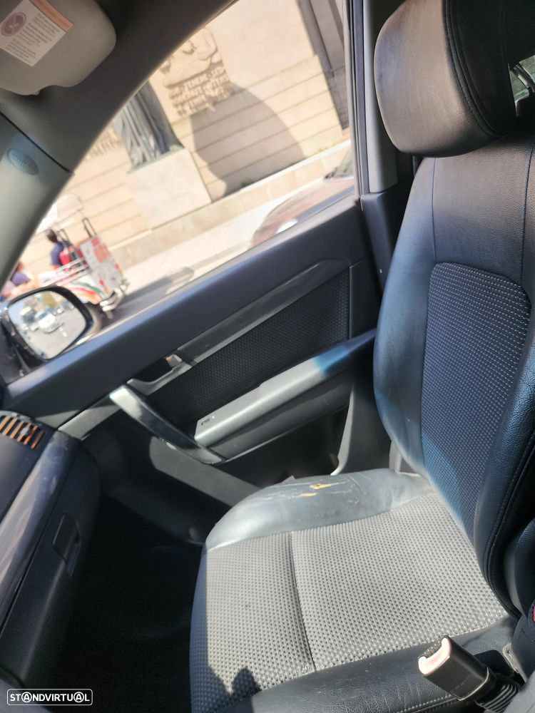 Chevrolet Captiva 2.0 VCDi Seven 7L - 19