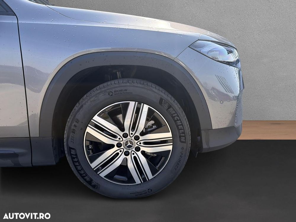 Mercedes-Benz EQB - 15