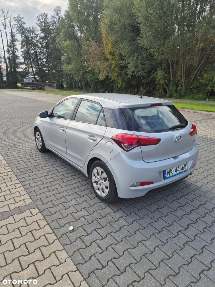 Hyundai i20 1.2 BlueDrive Classic + - 5