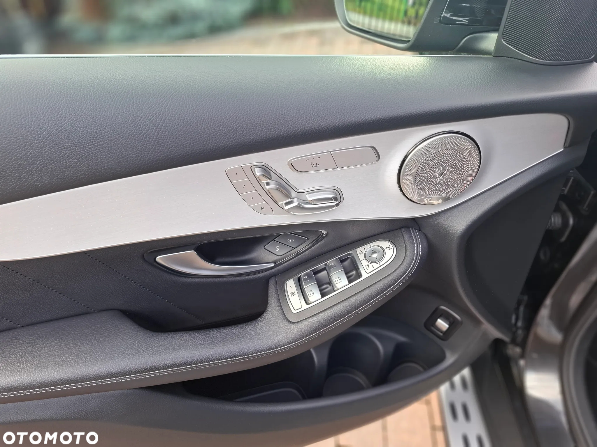 Mercedes-Benz GLC 220 d 4-Matic - 13