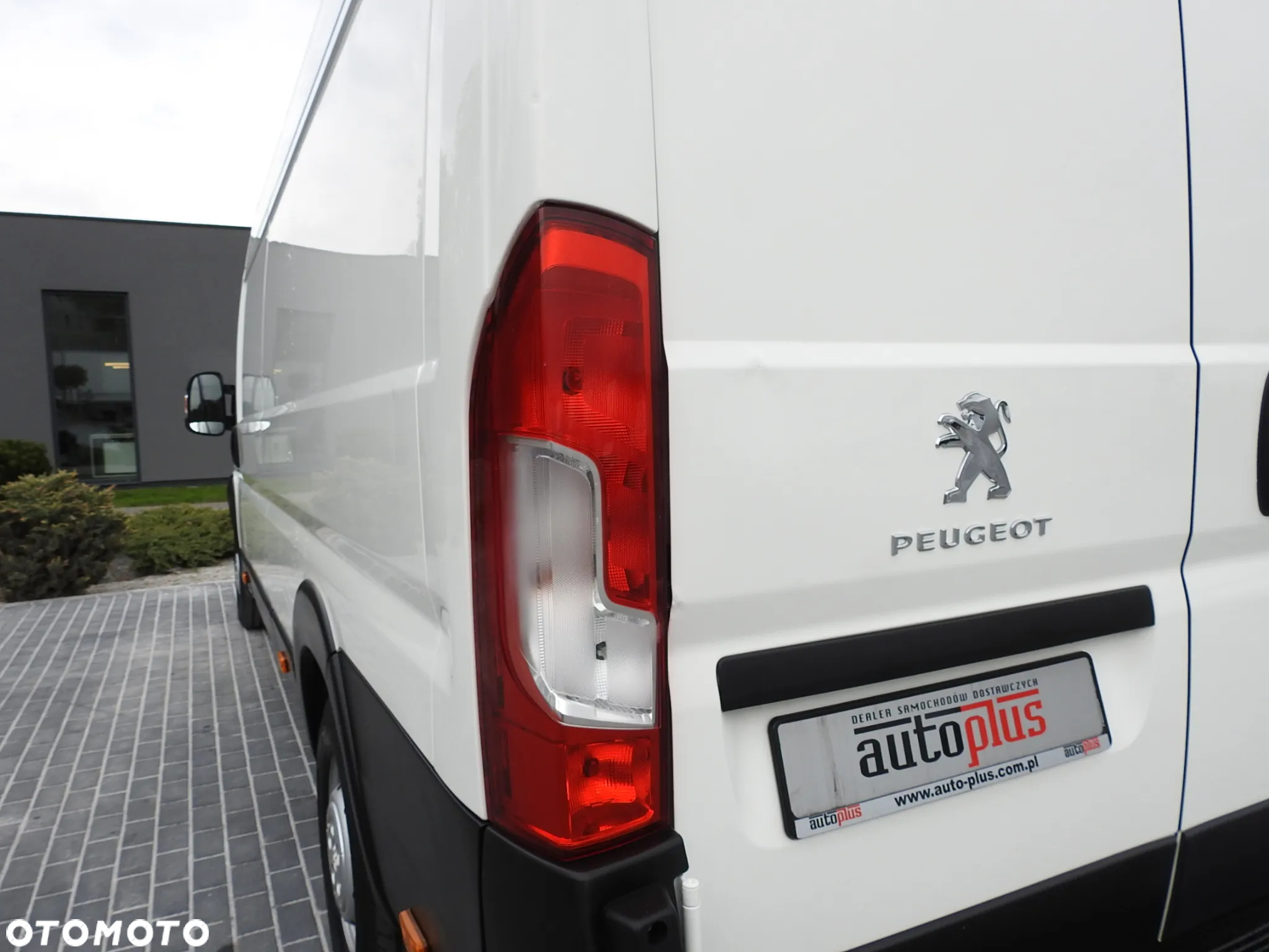 Peugeot BOXER FURGON CHŁODNIA 0*C TEMPOMAT NAWIGACJA KLIMATYZACJA 135KM [ S45902 ] - 17