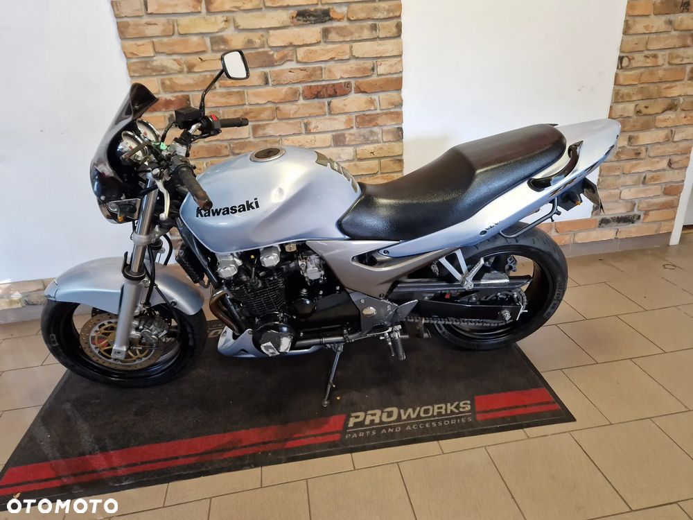 Kawasaki ZR - 7