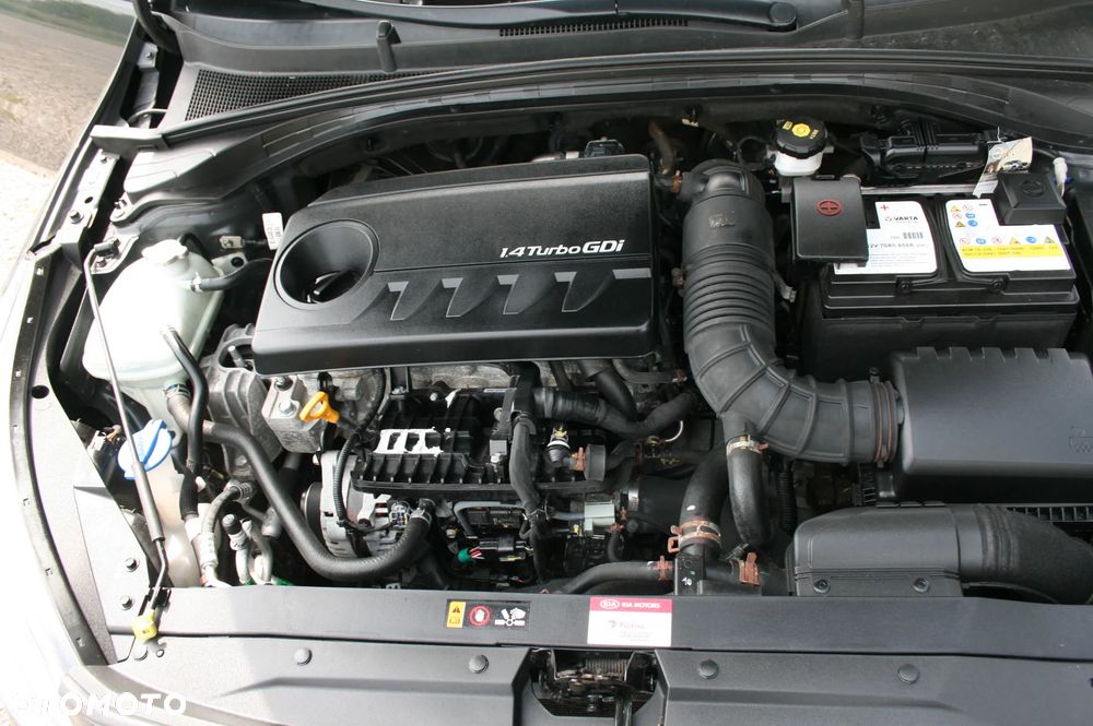 Kia Ceed 1.4 T-GDI L Business Line - 24