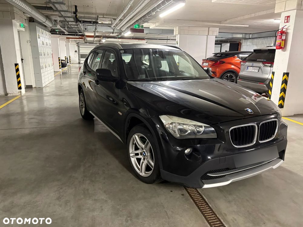 BMW X1 xDrive18d - 11