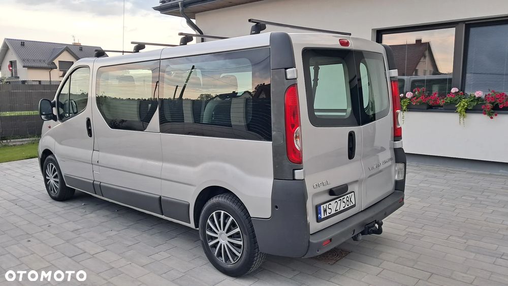 Opel Vivaro L2H1 2.9t - 25