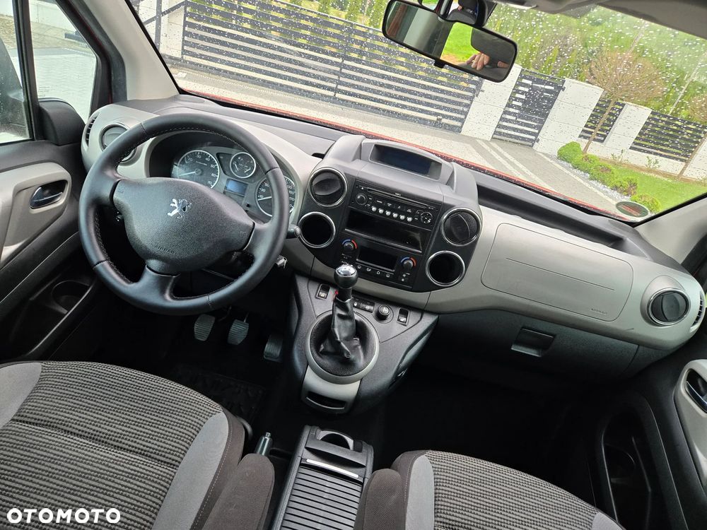 Peugeot Partner 110 Tendance mit Familien-Paket - 20
