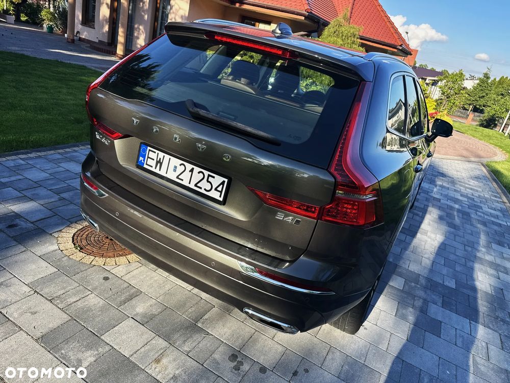 Volvo XC 60 B4 D AWD Geartronic Inscription - 11