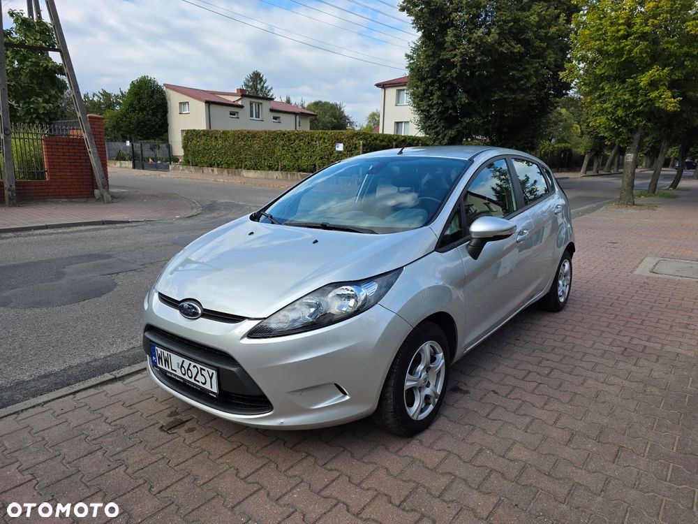 Ford Fiesta - 10