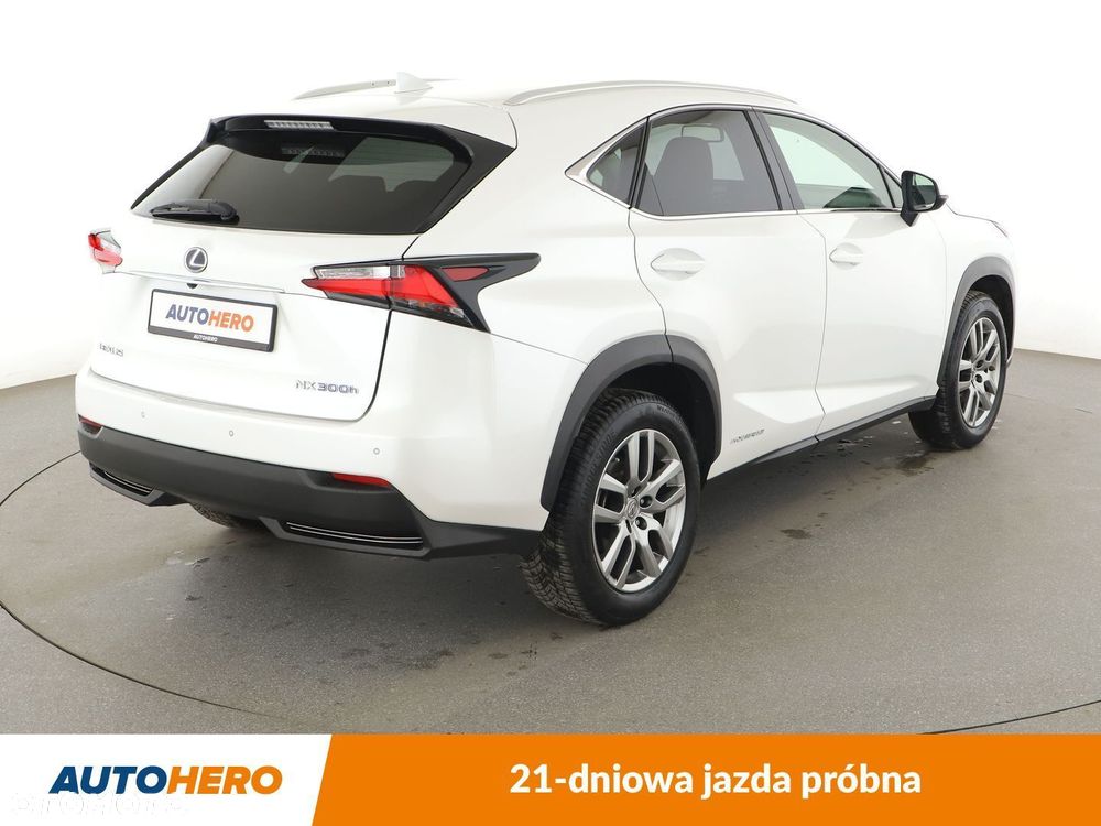 Lexus NX 300h Comfort AWD - 6