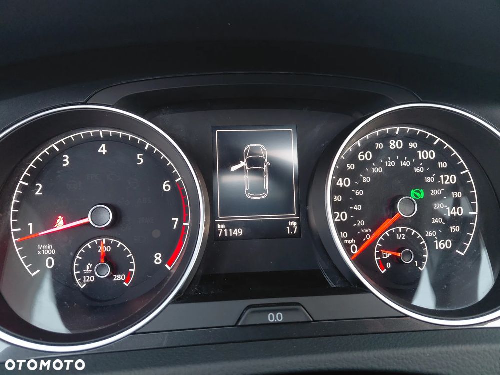Volkswagen Golf - 15