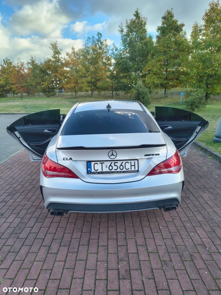 Mercedes-Benz CLA 250 4-Matic AMG Line - 9