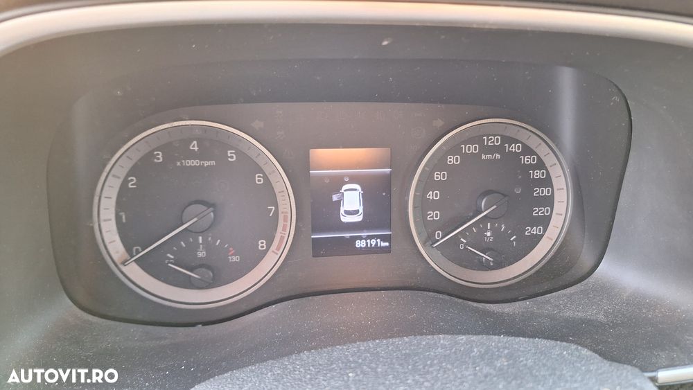 Hyundai Tucson 1.6 GDI 2WD 6MT Style - 11