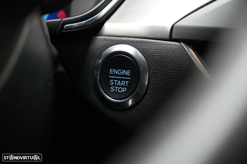 Ford Focus 1.0 EcoBoost MHEV Titanium - 18