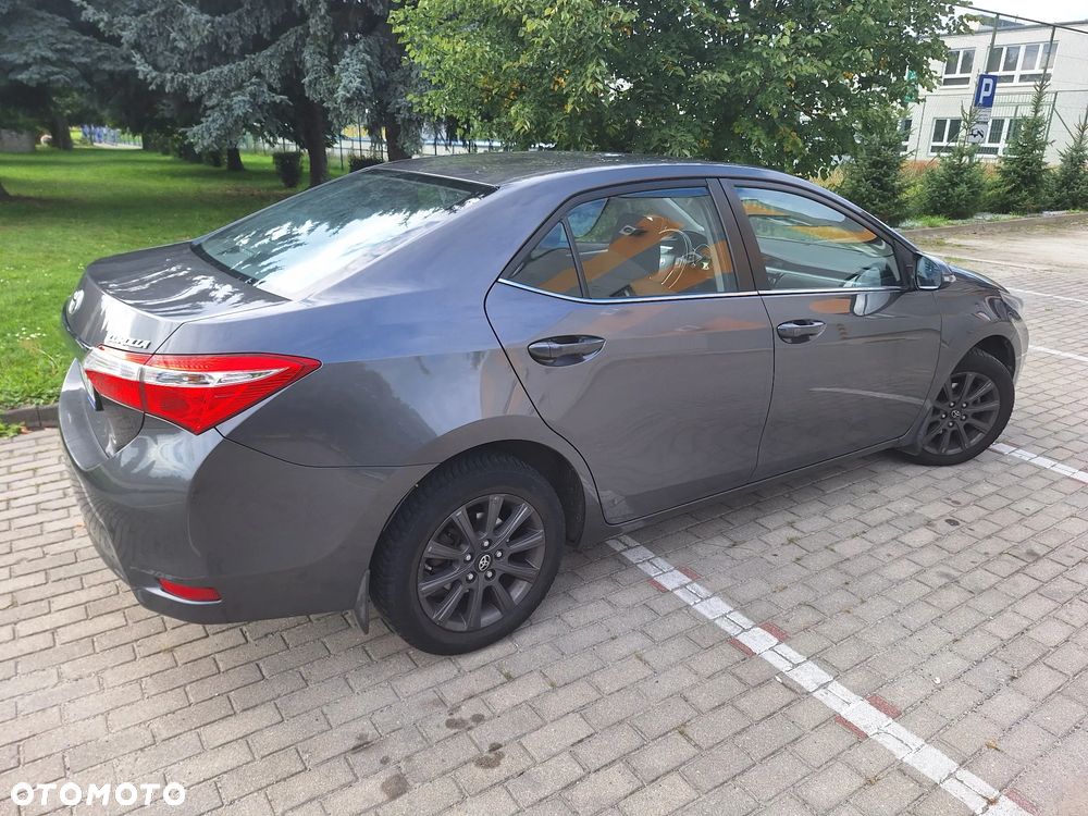 Toyota Corolla 1.6 Premium MS - 3