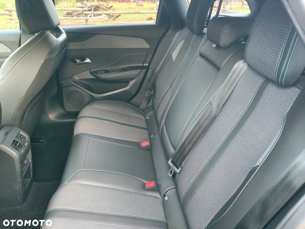 Peugeot 308 1.5 BlueHDi Allure Pack S&S EAT8 - 33