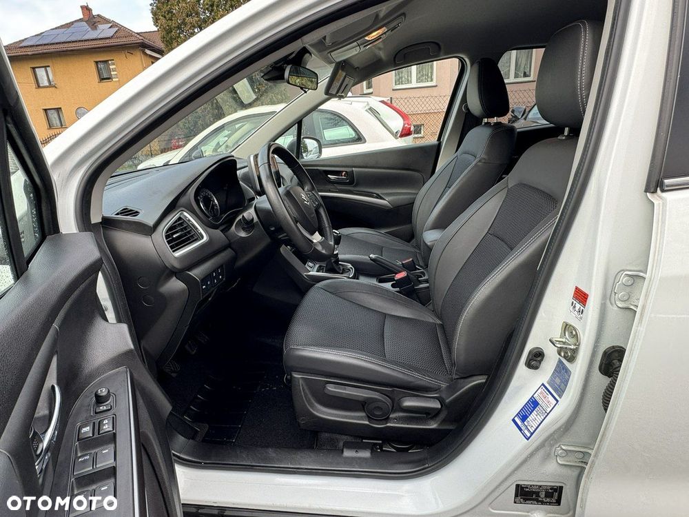 Suzuki SX4 S-Cross - 13