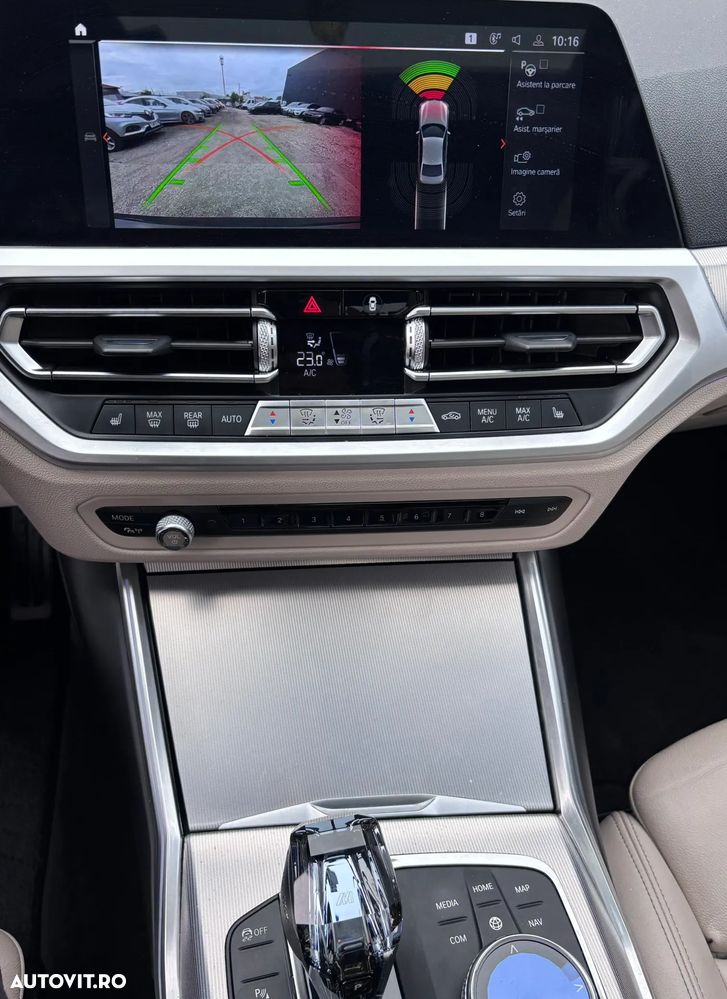 BMW Seria 3 320i Aut. M Sport - 32