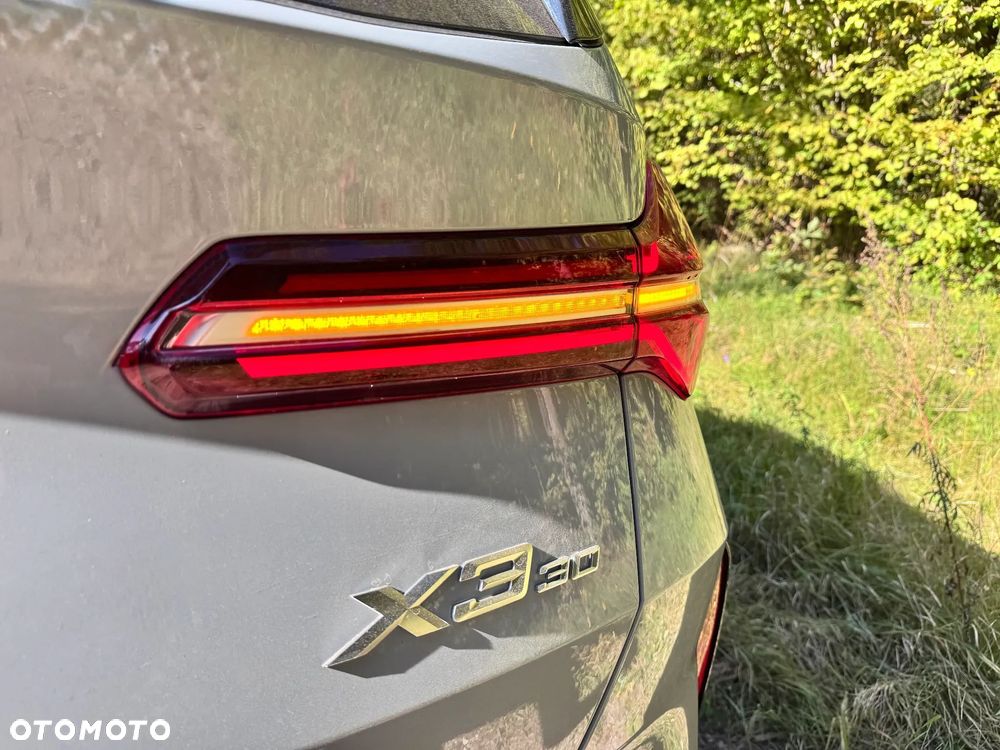 BMW X3 xDrive30i M Sport Edition - 1